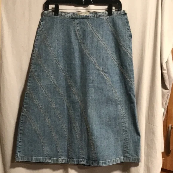 NWOT The Territory Ahead Denim Skirt Size 8Petite - Picture 1 of 5